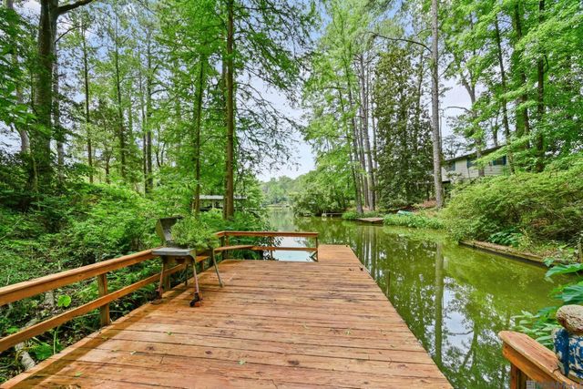 12364 Moss Sq, St Francisville, LA 70775