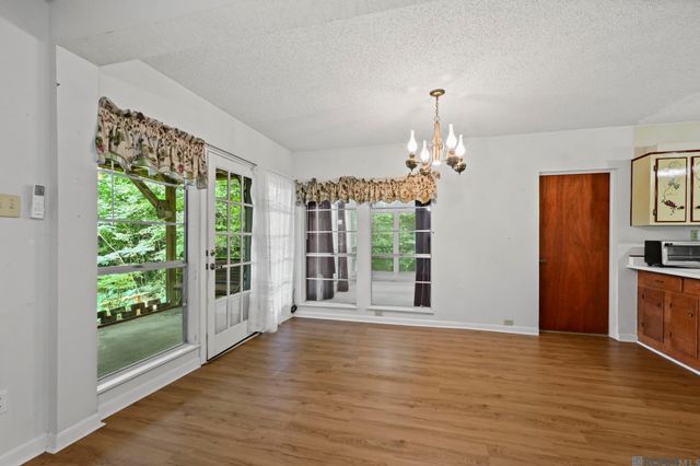 12364 Moss Sq, St Francisville, LA 70775