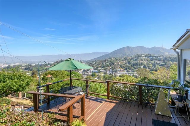 3112 Goodview Trail, Los Angeles, CA 90068