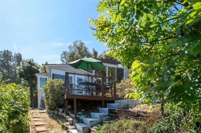 3112 Goodview Trail, Los Angeles, CA 90068