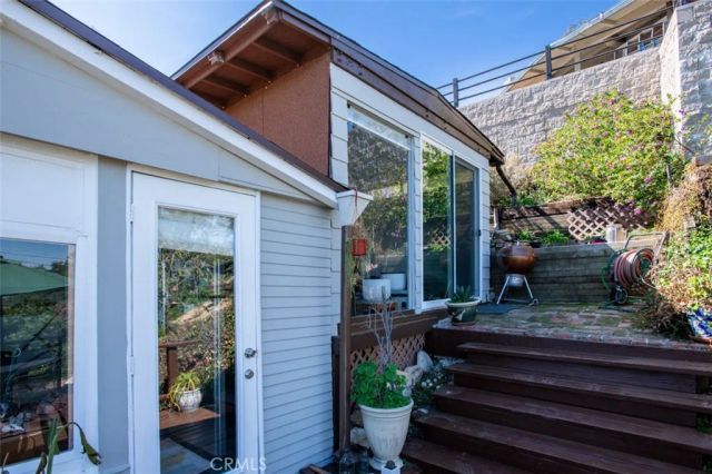 3112 Goodview Trail, Los Angeles, CA 90068