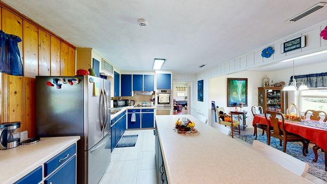 2156 Honeysuckle Road, Dothan, AL 36301