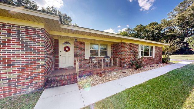 2156 Honeysuckle Road, Dothan, AL 36301