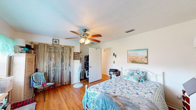 2156 Honeysuckle Road, Dothan, AL 36301