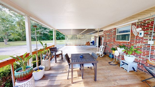 2156 Honeysuckle Road, Dothan, AL 36301