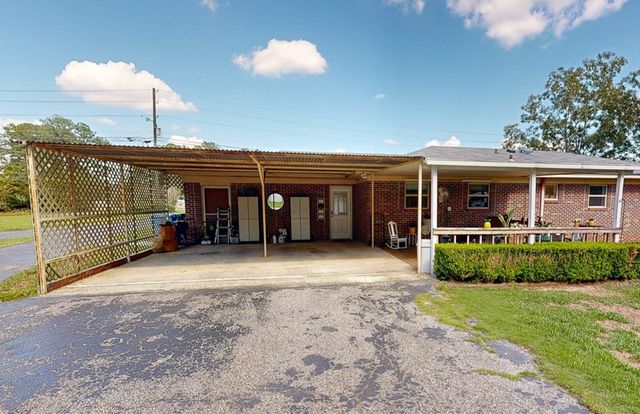 2156 Honeysuckle Road, Dothan, AL 36301