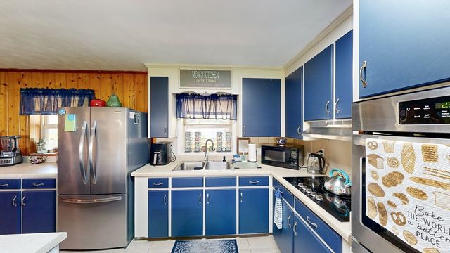 2156 Honeysuckle Road, Dothan, AL 36301