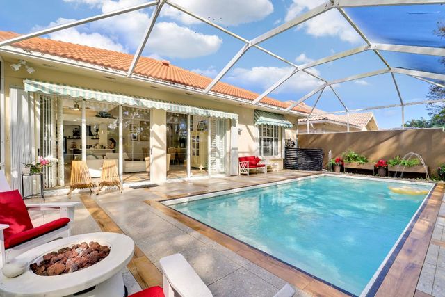 387 Kelsey Park Drive, Palm Beach Gardens, FL 33410