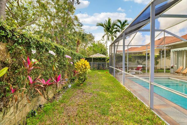 387 Kelsey Park Drive, Palm Beach Gardens, FL 33410