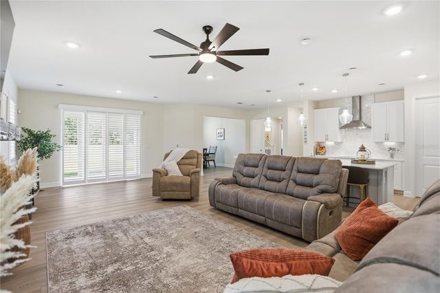 2985 WATER CLOVER COURT, Apopka, FL 32712