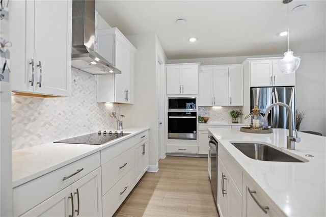 2985 WATER CLOVER COURT, Apopka, FL 32712