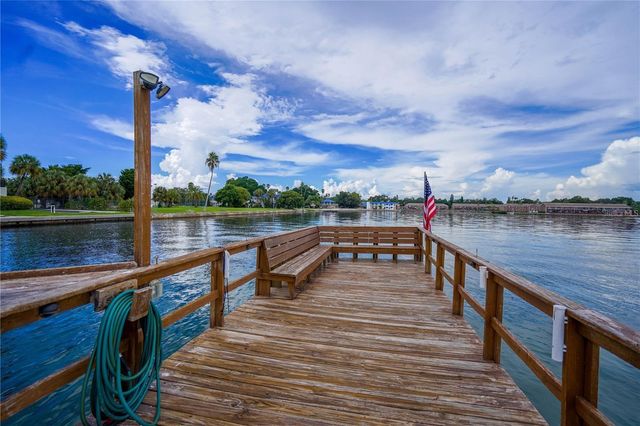 7100 SUNSHINE SKYWAY LANE S 201, St Petersburg, FL 33711