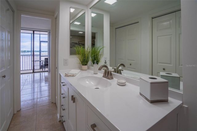 7100 SUNSHINE SKYWAY LANE S 201, St Petersburg, FL 33711