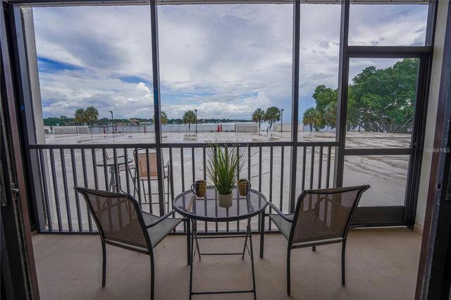 7100 SUNSHINE SKYWAY LANE S 201, St Petersburg, FL 33711