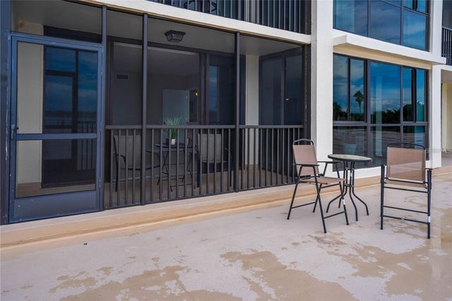 7100 SUNSHINE SKYWAY LANE S 201, St Petersburg, FL 33711