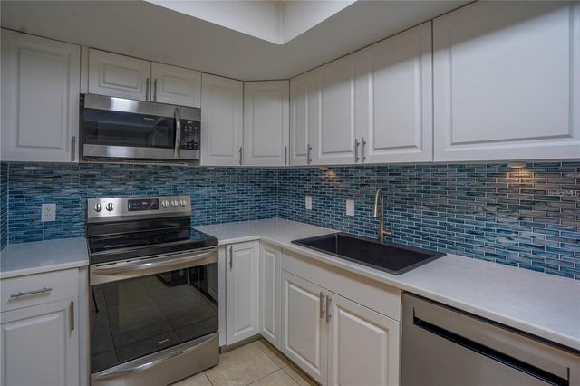 7100 SUNSHINE SKYWAY LANE S 201, St Petersburg, FL 33711