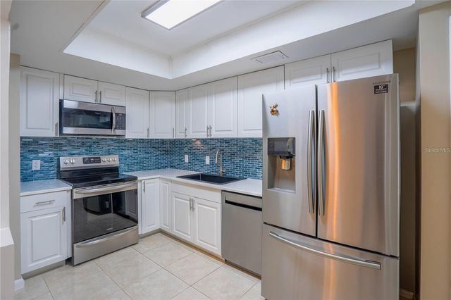 7100 SUNSHINE SKYWAY LANE S 201, St Petersburg, FL 33711