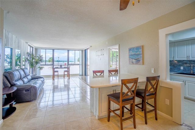 7100 SUNSHINE SKYWAY LANE S 201, St Petersburg, FL 33711