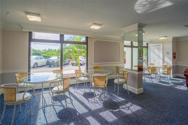 7100 SUNSHINE SKYWAY LANE S 201, St Petersburg, FL 33711