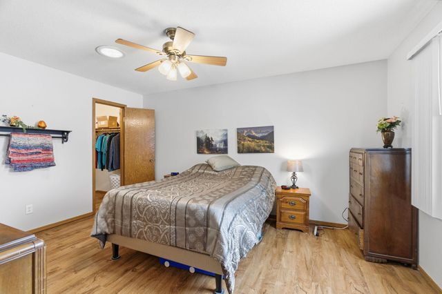 9345 Washburn Avenue N, Brooklyn Park, MN 55444