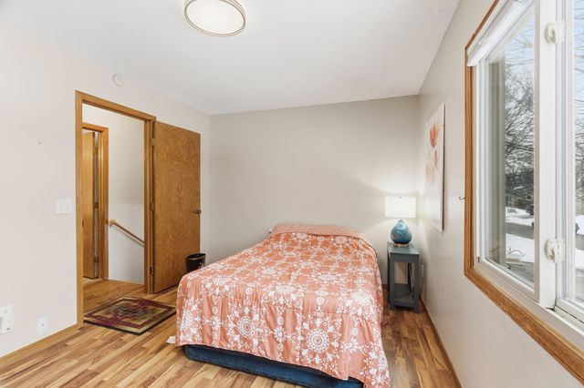 9345 Washburn Avenue N, Brooklyn Park, MN 55444