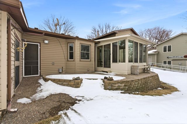 9345 Washburn Avenue N, Brooklyn Park, MN 55444