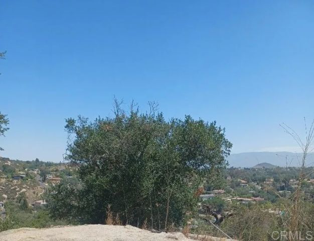 10050 Tall Oak, Escondido, CA 92026