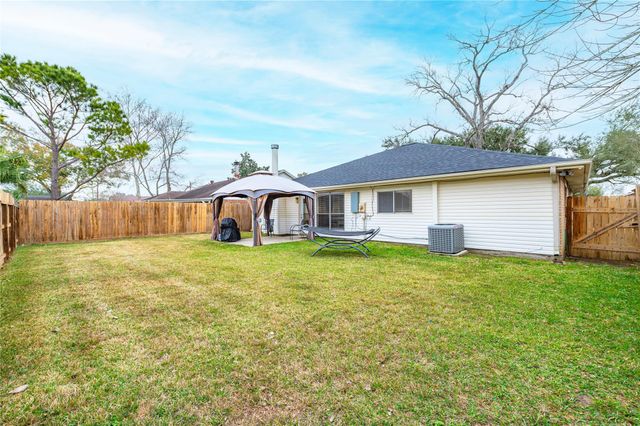 2506 Bisontine Street, Friendswood, TX 77546