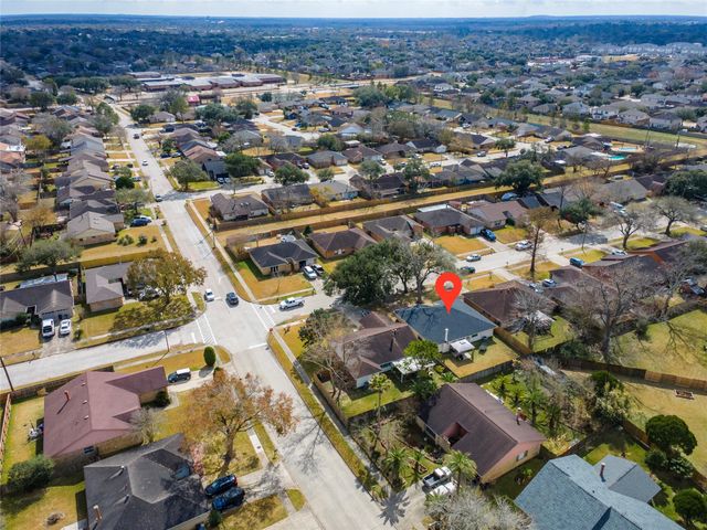 2506 Bisontine Street, Friendswood, TX 77546