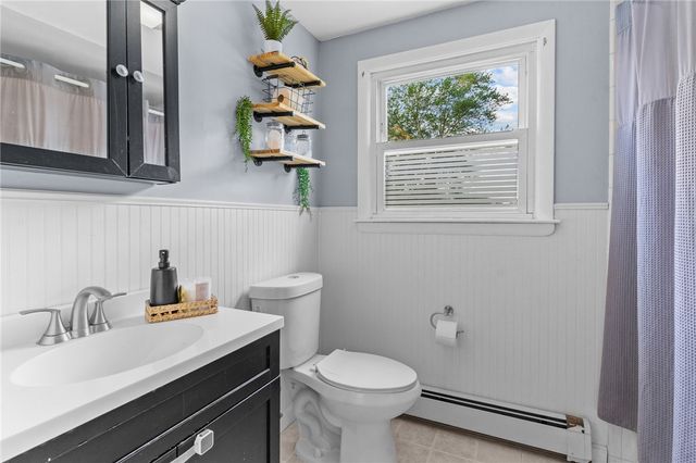 17 Linwood Drive, Coventry, RI 02816