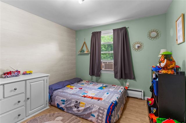 17 Linwood Drive, Coventry, RI 02816