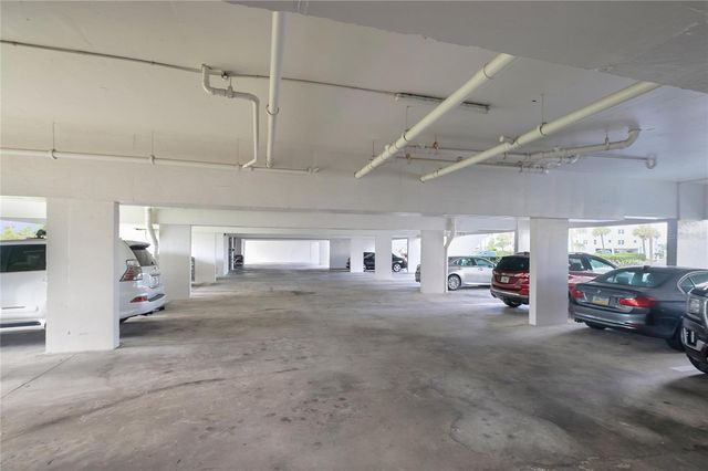 1581 GULF BOULEVARD 302N, Clearwater Beach, FL 33767