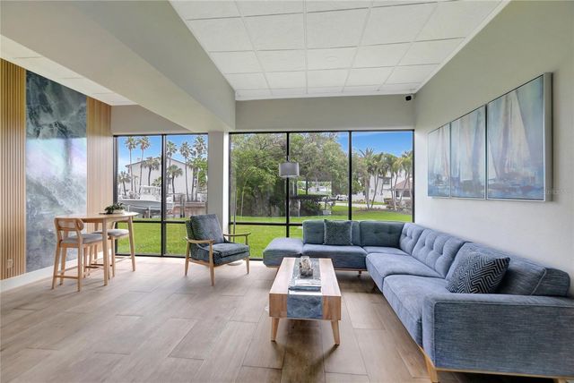 1581 GULF BOULEVARD 302N, Clearwater Beach, FL 33767
