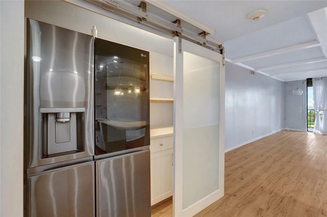 1581 GULF BOULEVARD 302N, Clearwater Beach, FL 33767