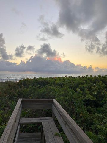 2805 N Highway A1a B, Fort Pierce, FL 34949