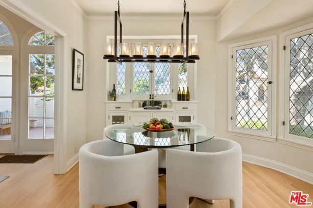 802 S Cochran Avenue, Los Angeles, CA 90036