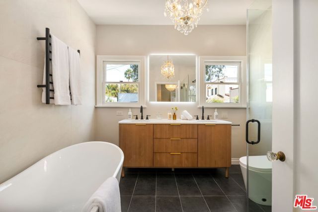 802 S Cochran Avenue, Los Angeles, CA 90036