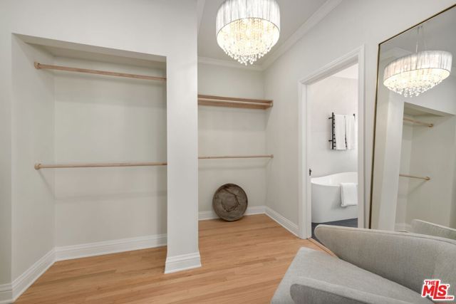 802 S Cochran Avenue, Los Angeles, CA 90036