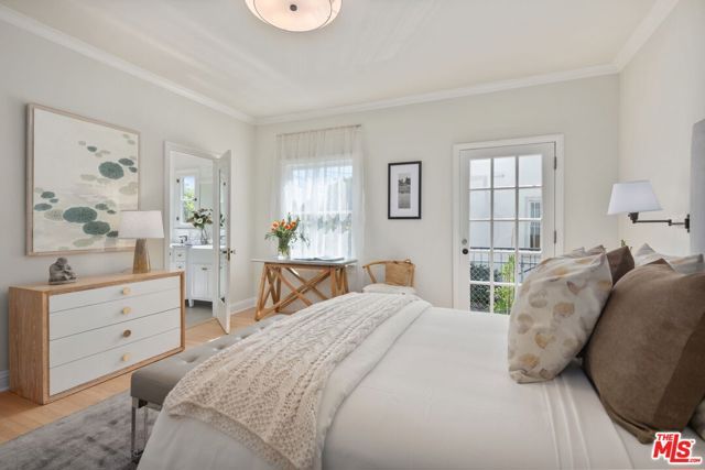 802 S Cochran Avenue, Los Angeles, CA 90036