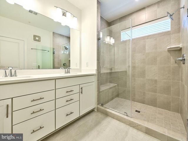 16076 FREDERICK RD, Rockville, MD 20850