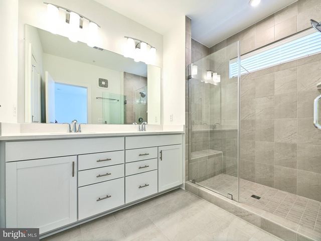 16076 FREDERICK RD, Rockville, MD 20850