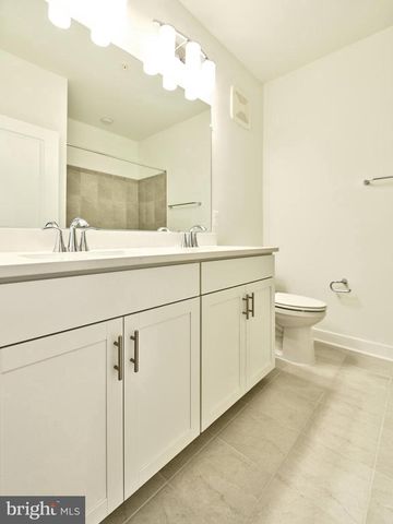 16076 FREDERICK RD, Rockville, MD 20850