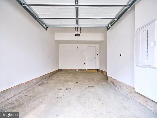 16076 FREDERICK RD, Rockville, MD 20850