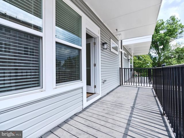 16076 FREDERICK RD, Rockville, MD 20850