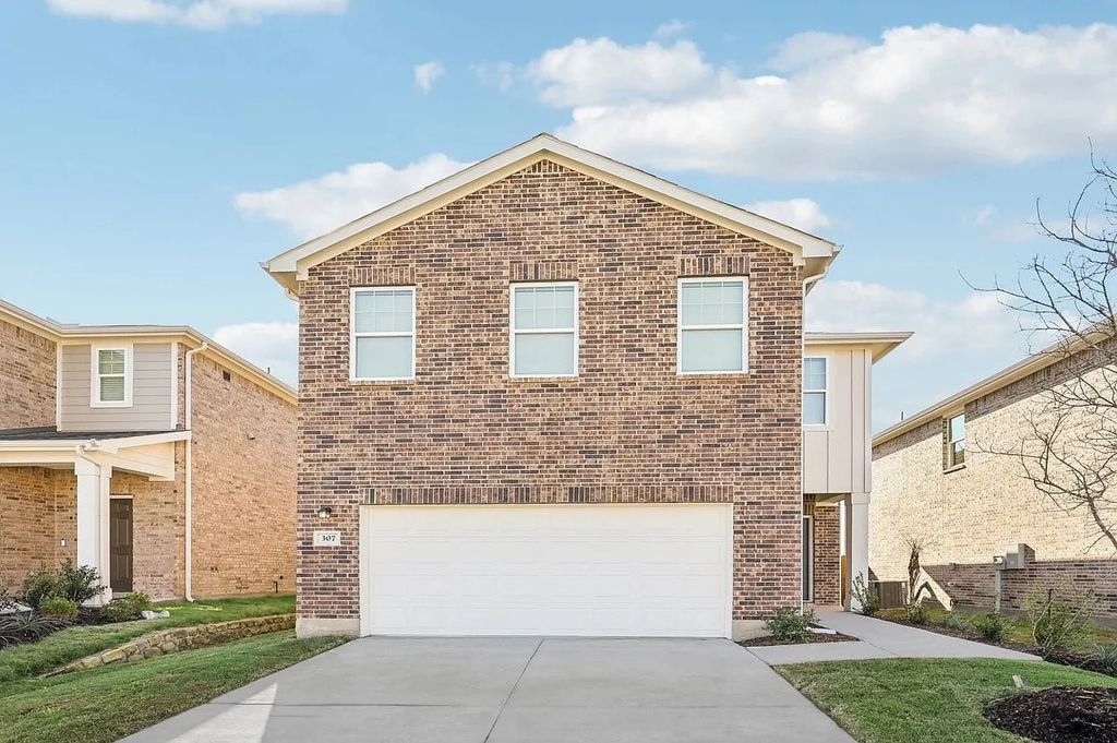5723 Roadhouse Drive, Forney, TX 75126