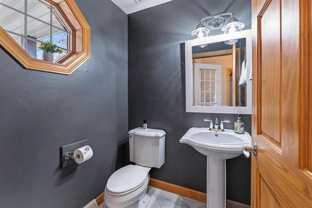 4175 TWILIGHT COURT, Oshkosh, WI 54904
