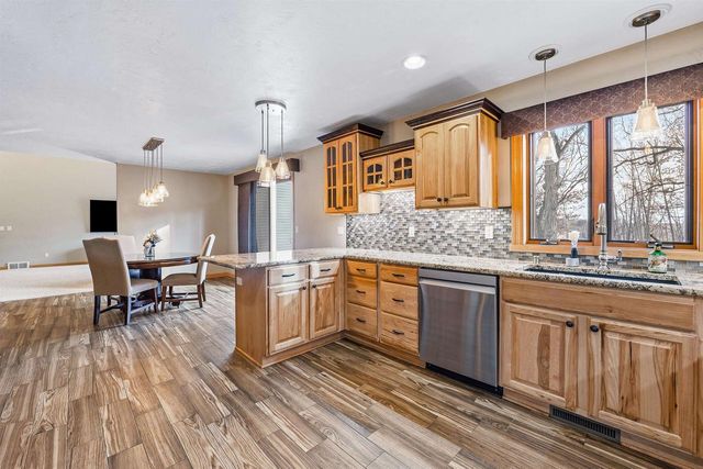 4175 TWILIGHT COURT, Oshkosh, WI 54904