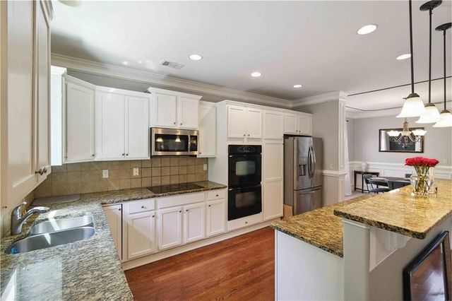 1169 Leybourne Cove, Lawrenceville, GA 30045