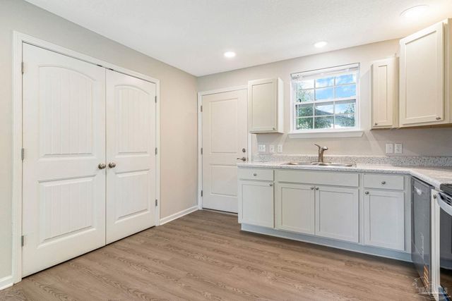 3152 Clemson Rd, Gulf Breeze, FL 32563