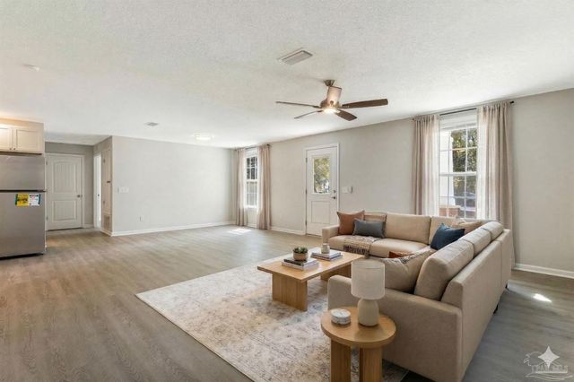 3152 Clemson Rd, Gulf Breeze, FL 32563